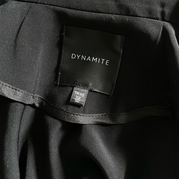 Button Detail Blazer - Picture 7 of 7